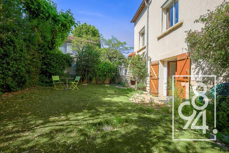 Villa - 223 m² - 5 pièces
