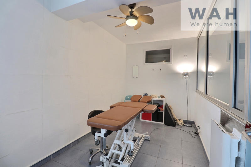 Local commercial - 114 m²