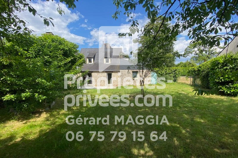 Maison - 220 m² - 11 pièces