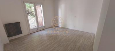 Maison - 170 m² - 5 pièces