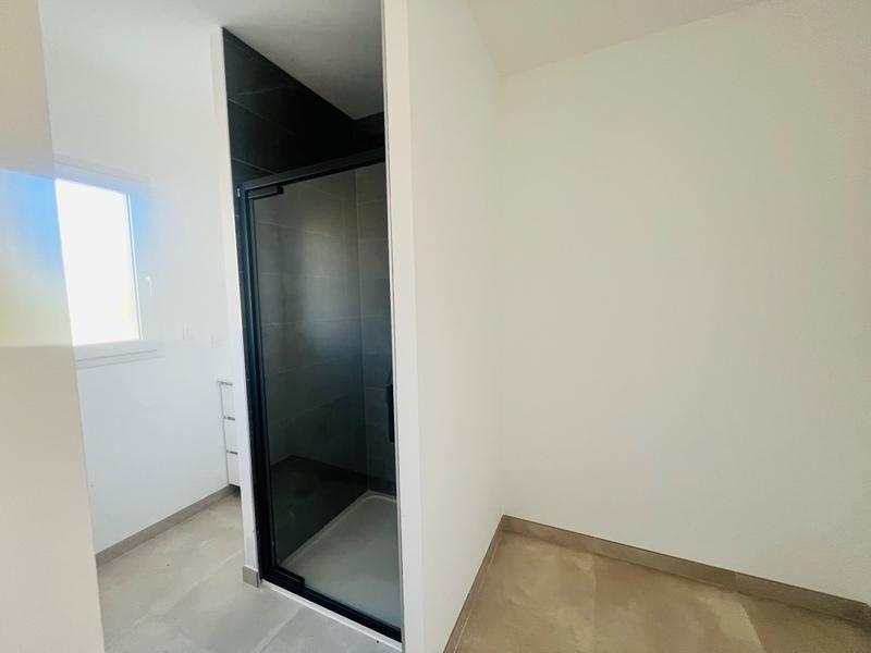 Pavillon - 130 m² - 5 pièces