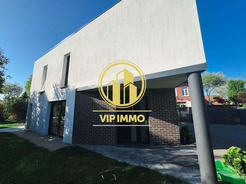 Maison - 120 m² - 7 pièces