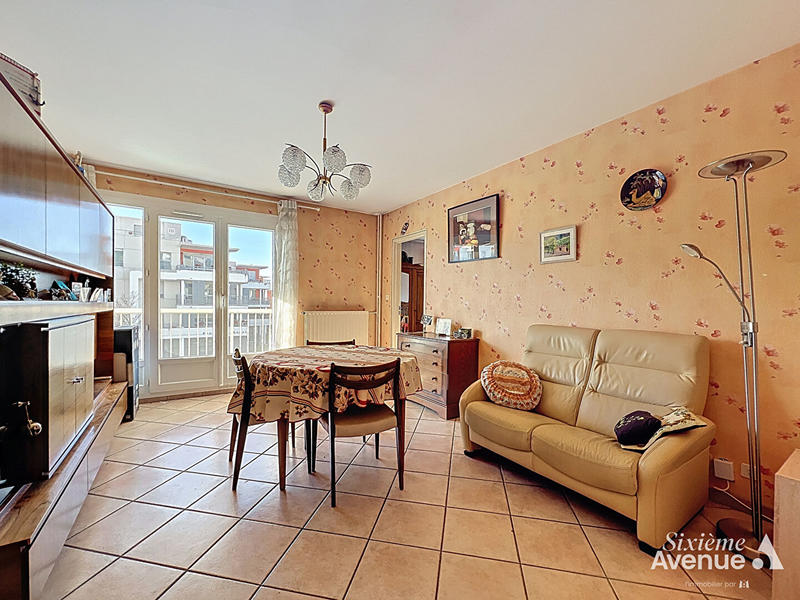 Appartement - 65 m² - 3 pièces