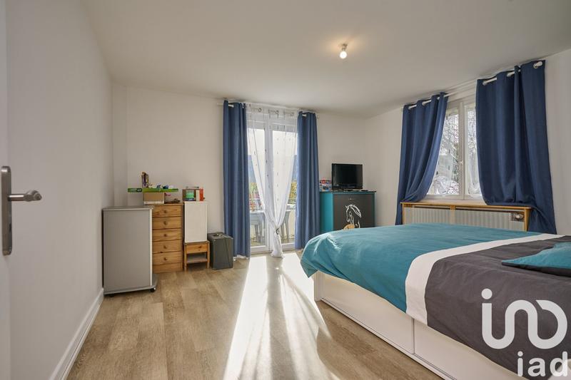 Appartement - 97 m² - 5 pièces