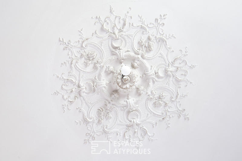 Maison - 323 m² - 12 pièces