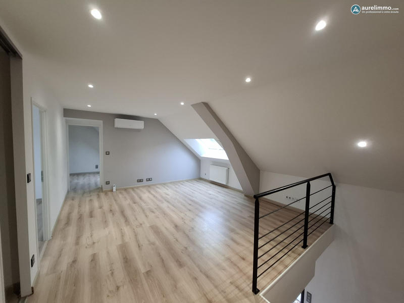 Maison ancienne - 171 m² - 7 pièces