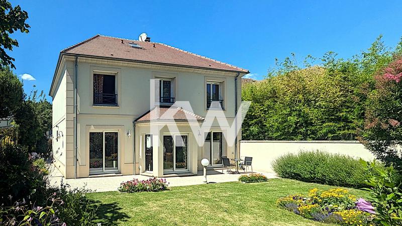 Maison - 193 m² - 7 pièces