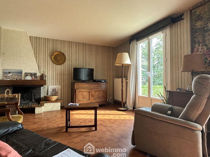 Maison - 206 m² - 11 pièces