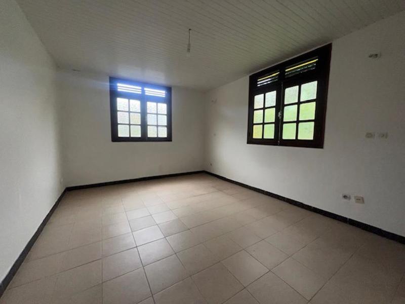 Appartement - 100 m² - 4 pièces