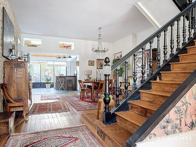 Maison - 185 m² - 6 pièces