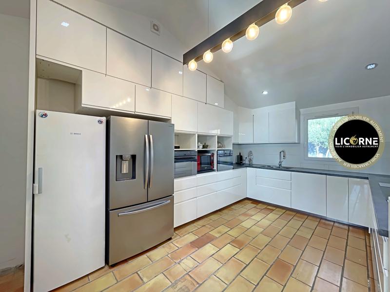 Villa - 172 m² - 7 pièces