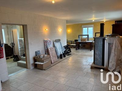 Maison - 182 m² - 3 pièces