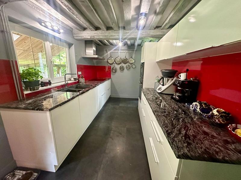 Maison - 193 m² - 6 pièces