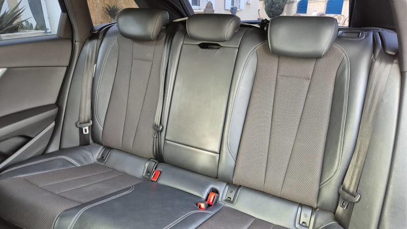 Audi A4 Avant V 2.0 Tdi 150 s-Tronic 7 s line - Automatique
