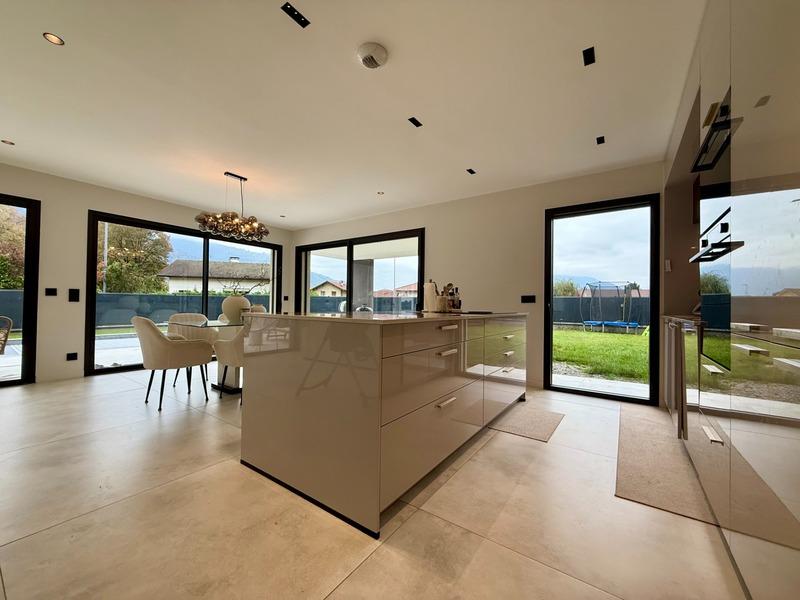 Villa - 146 m² - 5 pièces