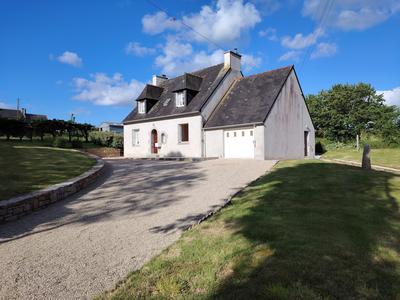 Maison - 122 m² - 6 pièces