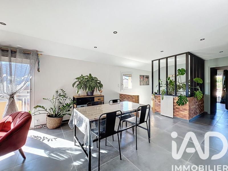 Appartement - 80 m² - 4 pièces