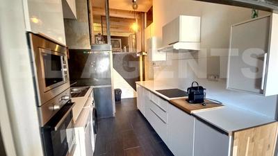 Appartement - 120 m² - 5 pièces