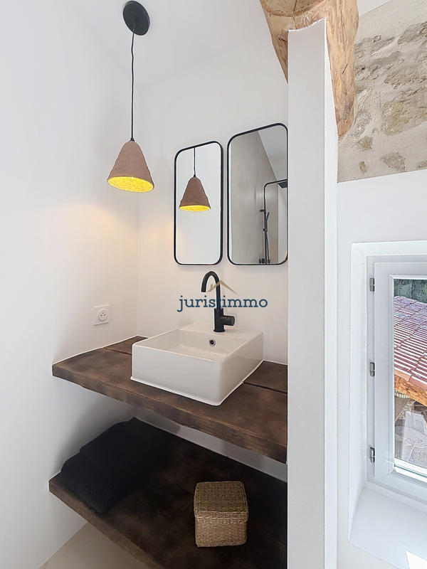 Mas - 103 m² - 3 pièces