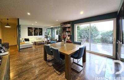 Maison - 132 m² - 6 pièces