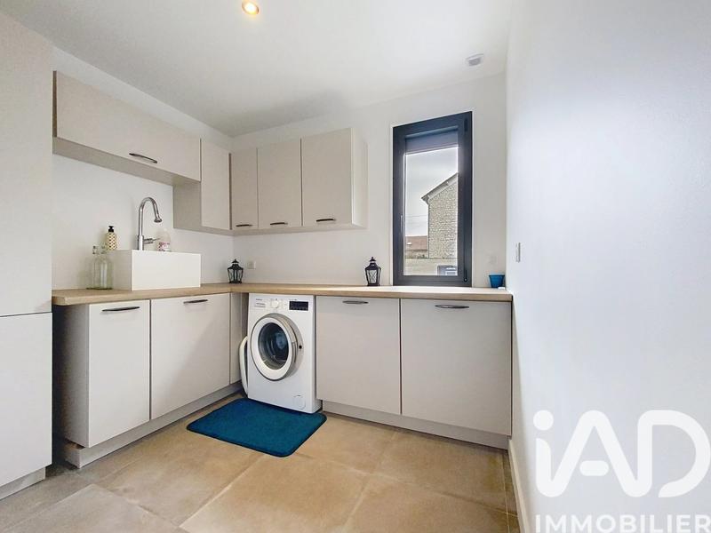 Maison - 180 m² - 5 pièces