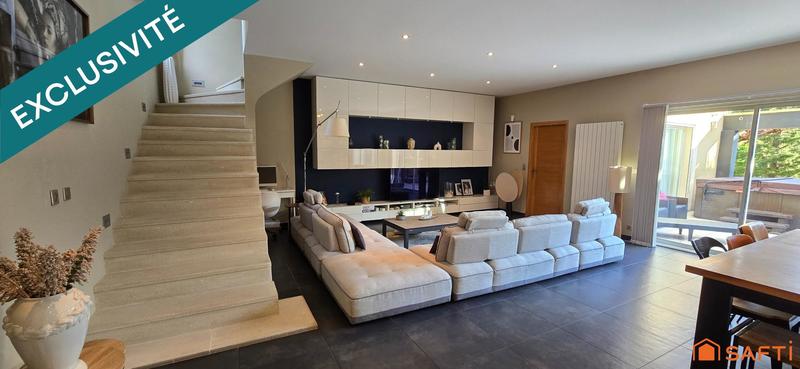 Maison - 293 m² - 8 pièces