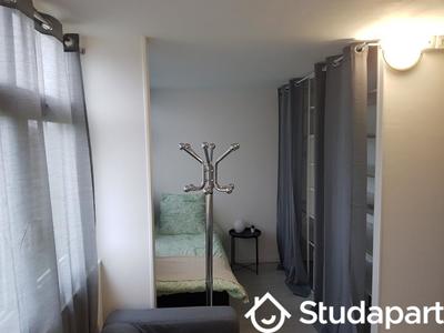 Chambre - 69 m² - 1 pièce