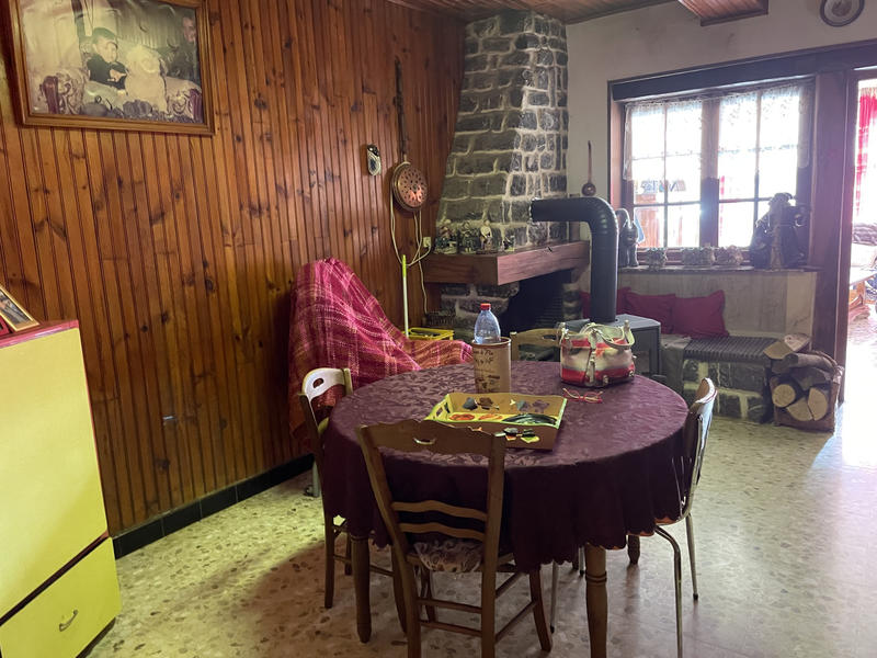 Maison - 170 m² - 9 pièces