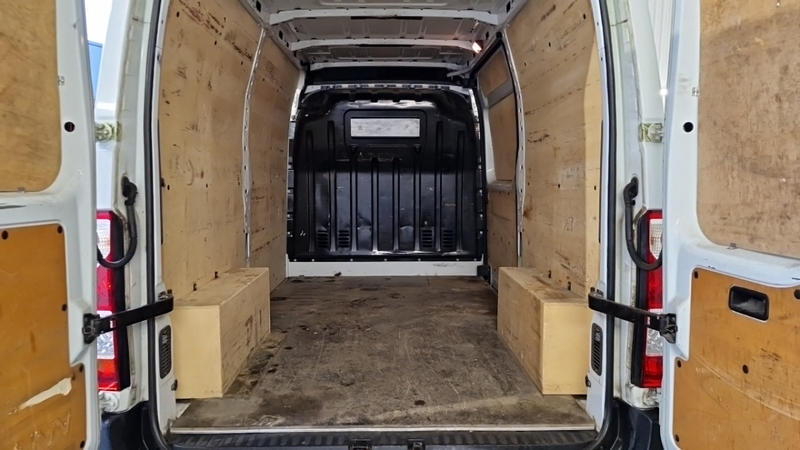 Renault Master Fourgon l1h2 3.3t 2.3 dci 130 e6 confort