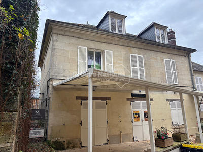 Immeuble - 9 pièces