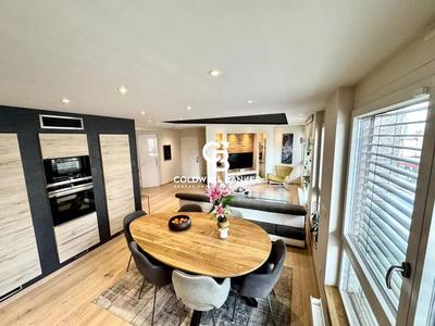 Appartement - 86 m² - 4 pièces