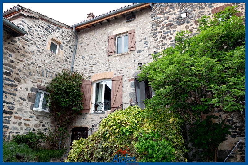 Maison - 84 m² - 3 pièces