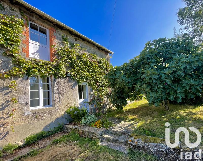 Maison - 342 m² - 10 pièces