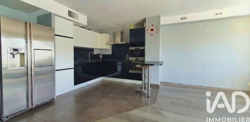 Appartement - 100 m² - 5 pièces