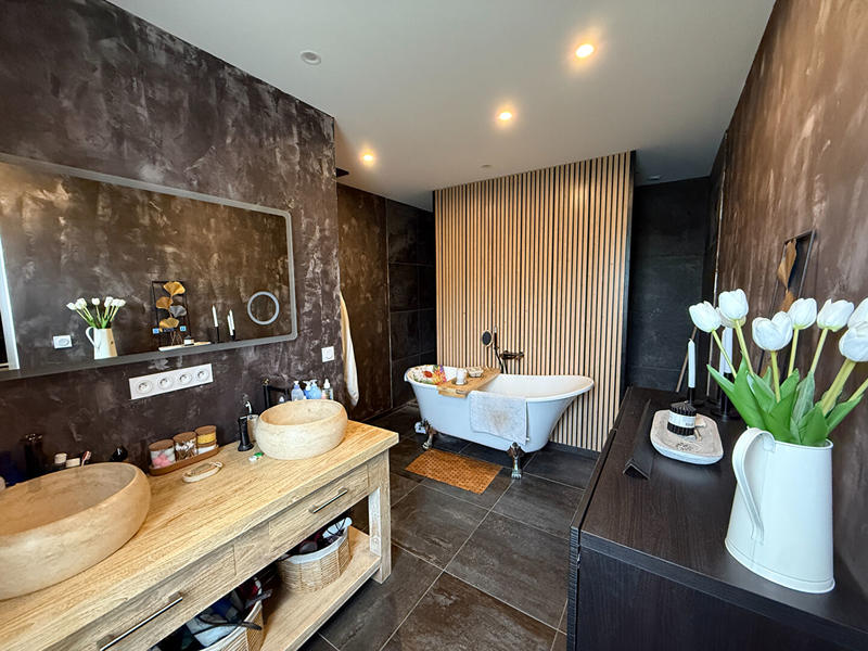 Maison - 172 m² - 7 pièces