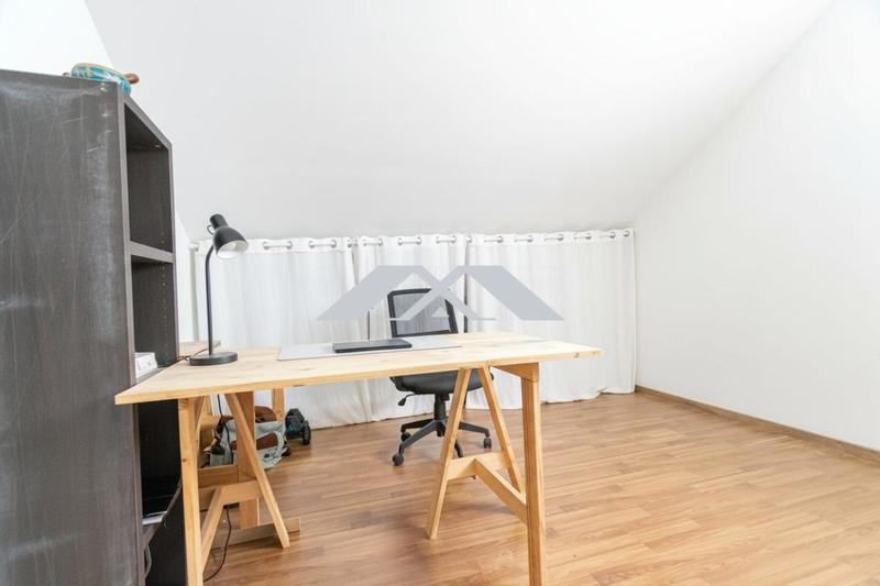 Maison - 168 m² - 6 pièces