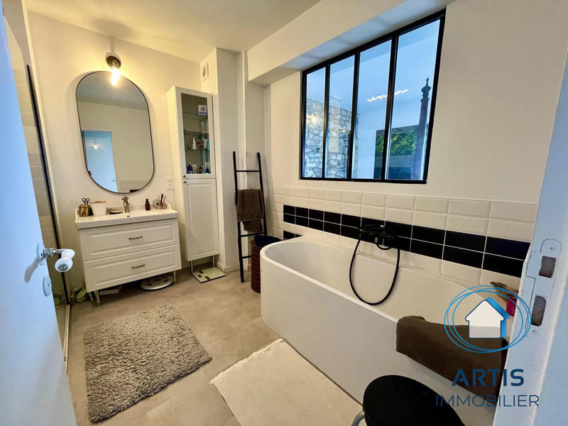 Appartement - 83 m² - 4 pièces