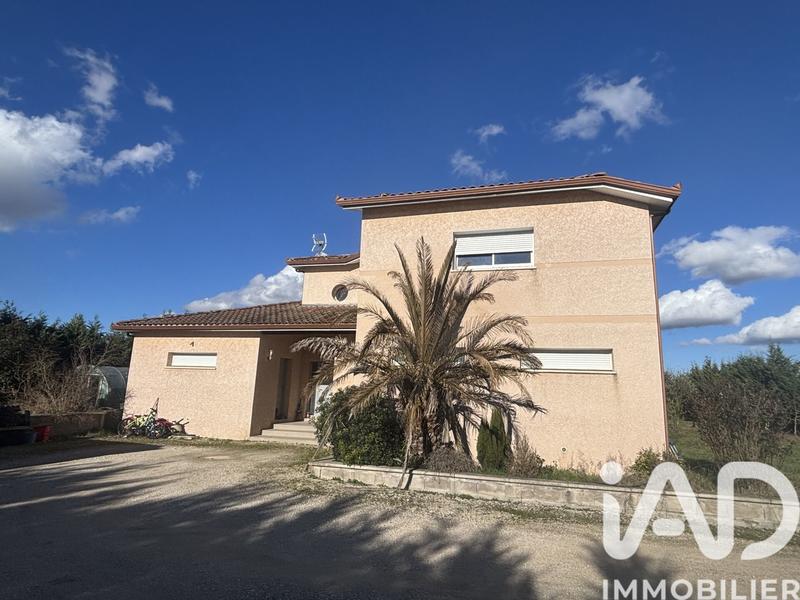 Maison - 285 m² - 4 pièces