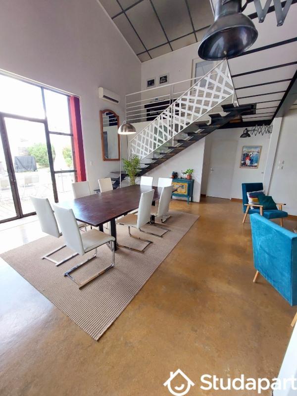 Chambre - 15 m² - 1 pièce