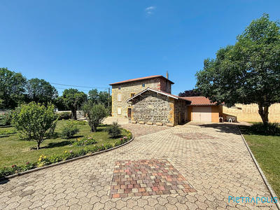 Maison ancienne - 142 m² - 6 pièces