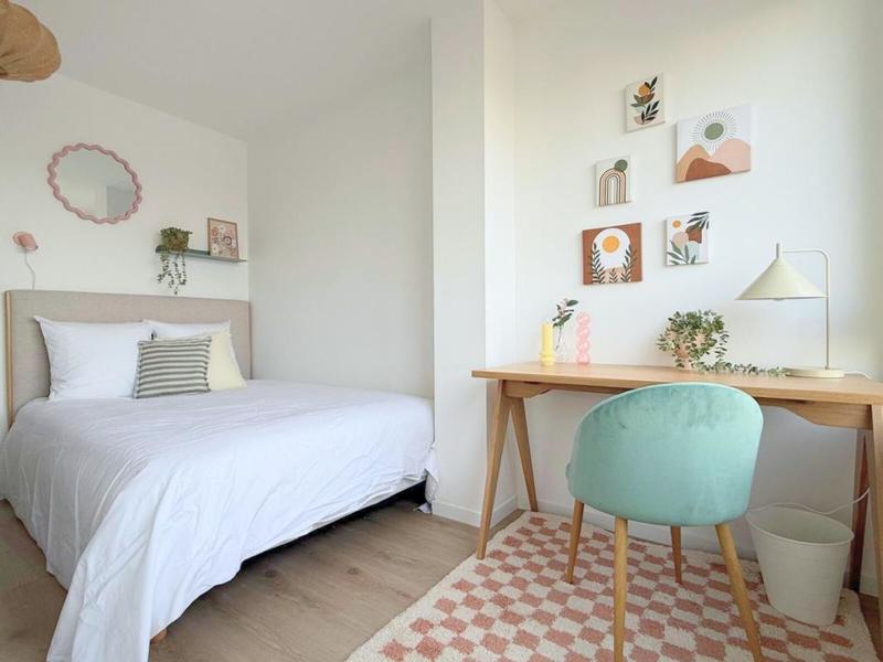 Chambre - 11 m² - 1 pièce