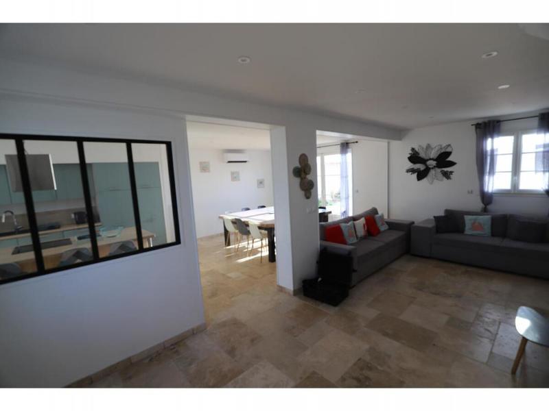 Maison - 121 m² - 5 pièces