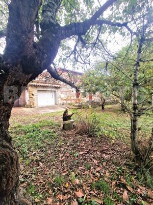 Maison - 230 m² - 7 pièces