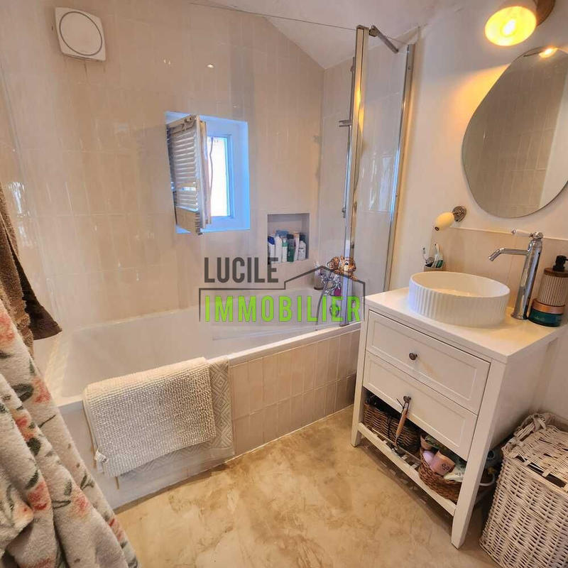 Maison - 104 m² - 5 pièces