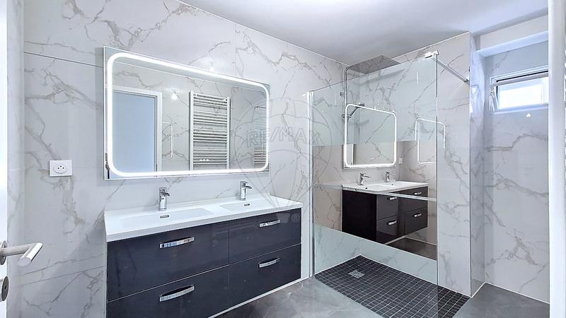 Duplex - 123 m² - 6 pièces