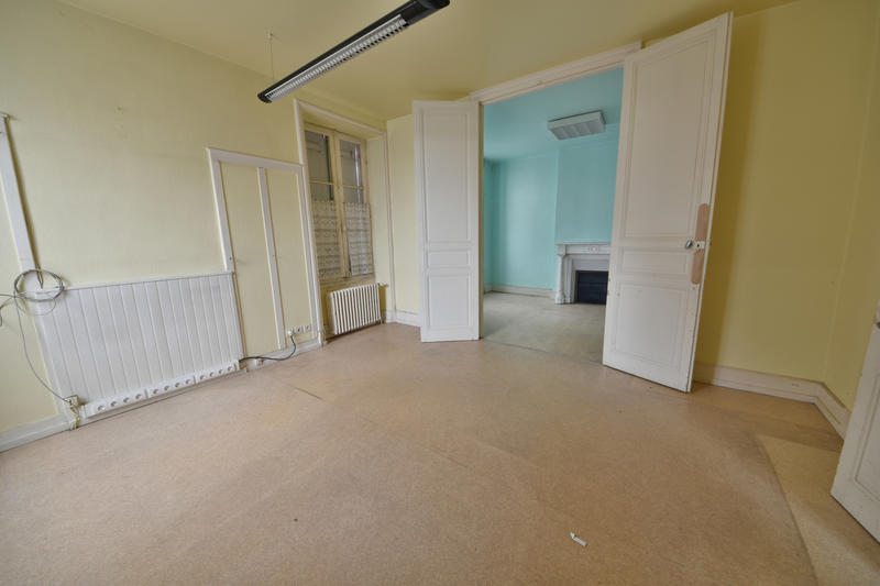 Immeuble - 258 m² - 7 pièces