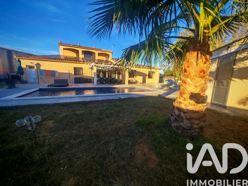 Maison - 180 m² - 7 pièces