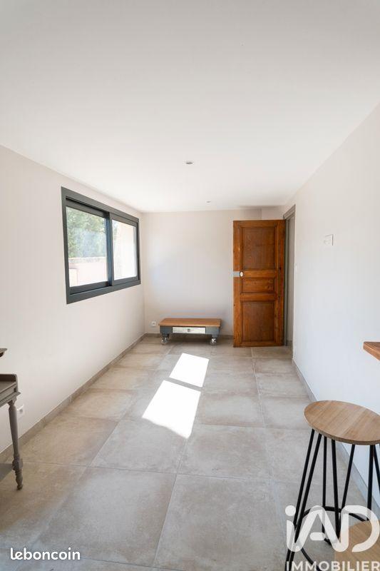 Maison - 190 m² - 7 pièces