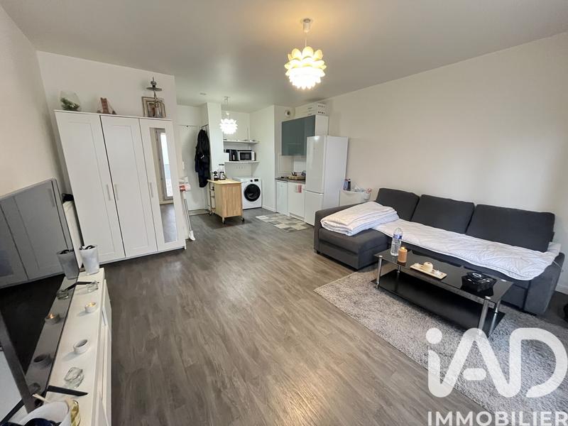 Studio - 30 m² - 1 pièce