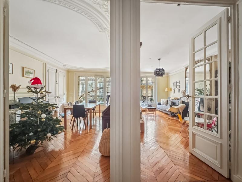 Appartement - 125 m² - 5 pièces